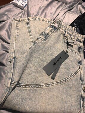 SUPERMADE WIDE LEG JEANS  LARGE  NEW
